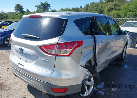 2014 Ford Escape Se z USA, uszkodzony, nr VIN 1FMCU0GX0EUE28246